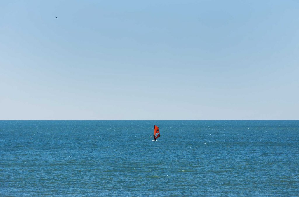 windsurf-sailing