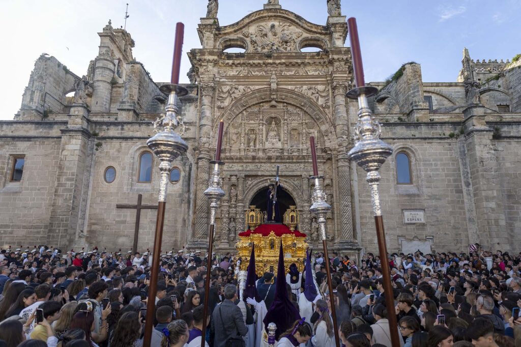 Semana Santa: El Nazarenoen El Puerto De Santa Maria, España, 20250417. Foto Miguel Gomez