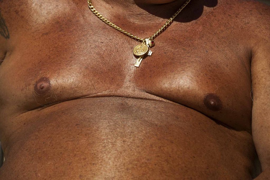 a-playa-beach-stomach